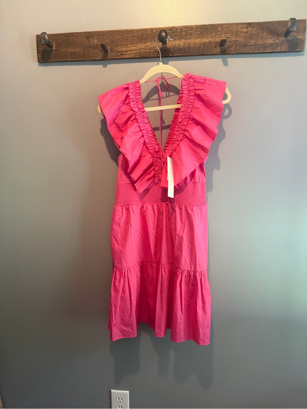 Adrianna Papell Hot Pink Ruffle V-Neck Tiered Casual Dress